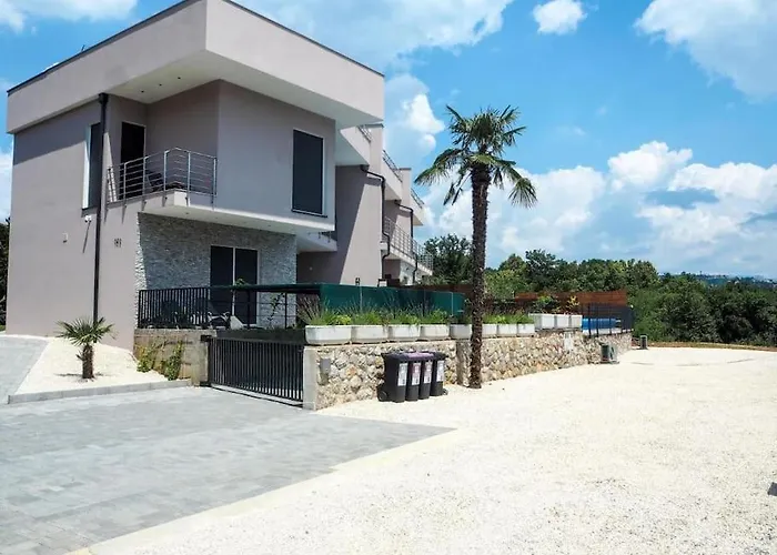 Vila Paula *